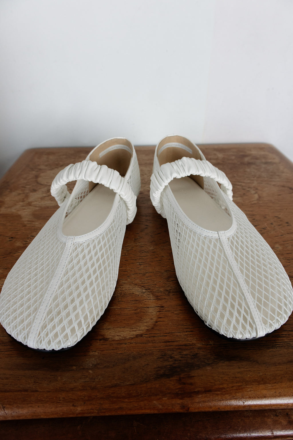 [VIP] 바비삭서 라운드 슈즈 화이트