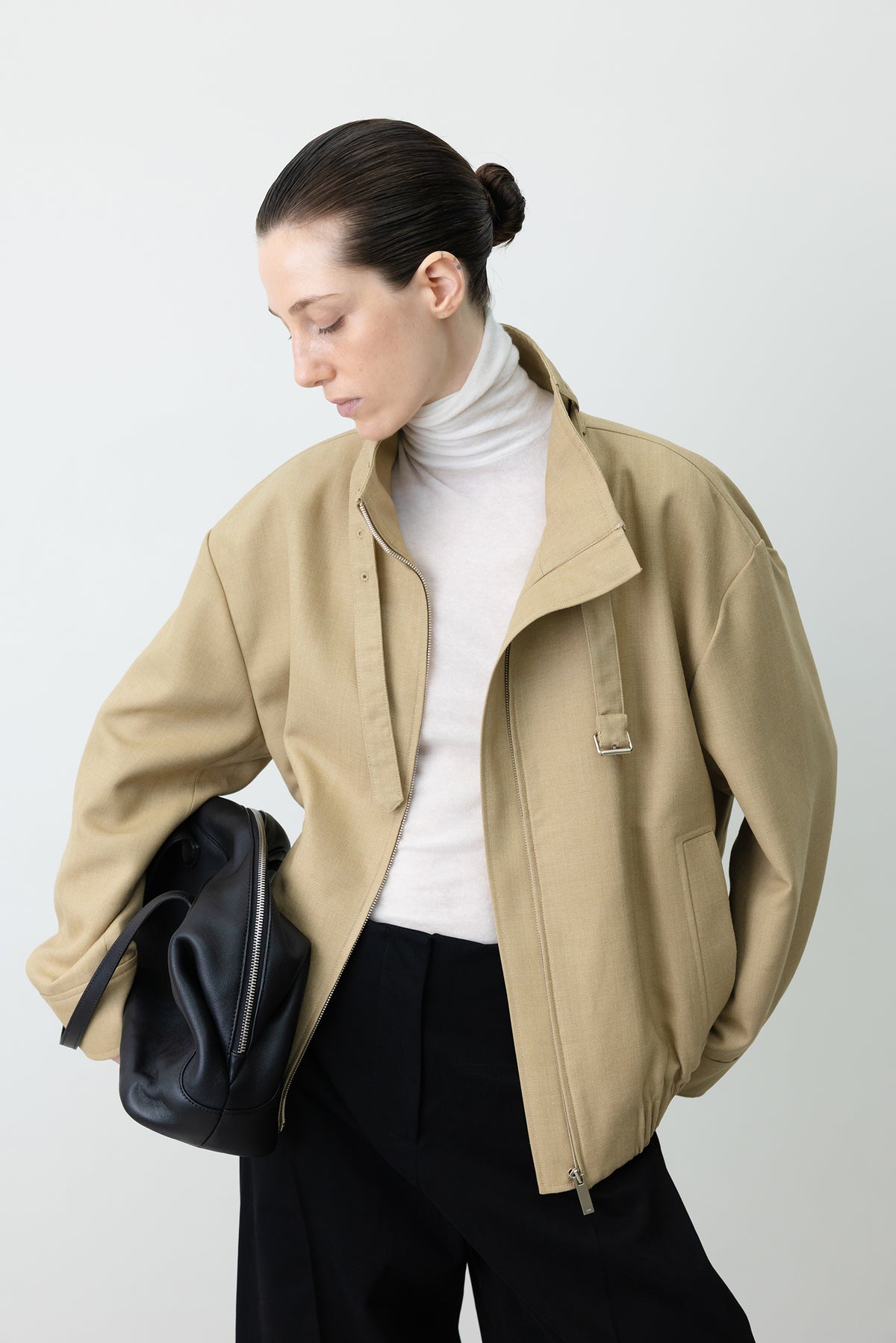 High-Neck Blouson Jumper Beige