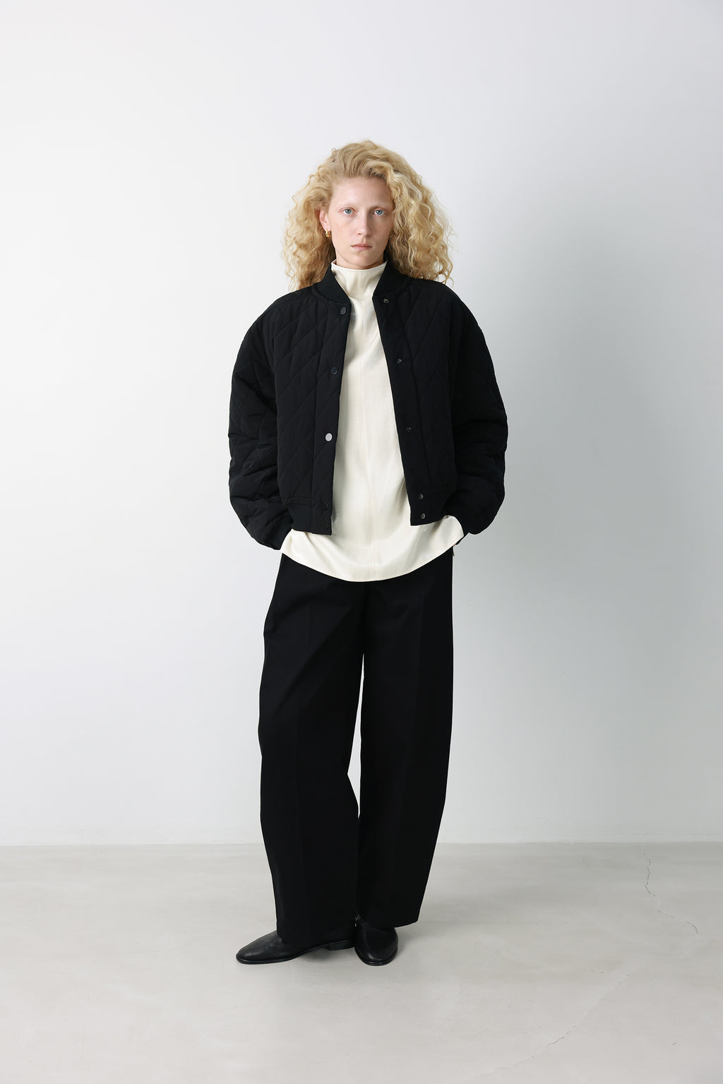 Loft Goose Down Black