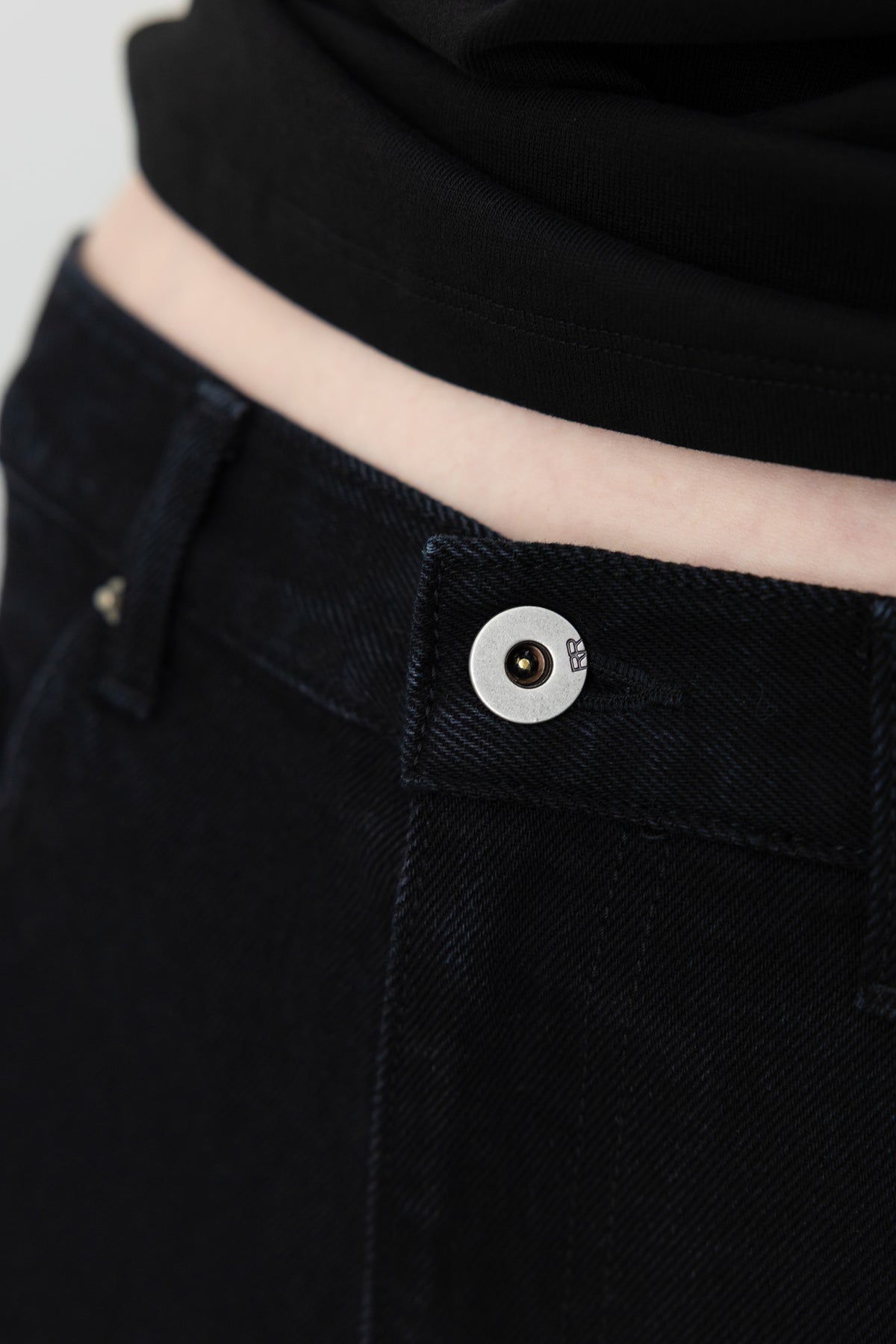 915 Fringe Denim Black
