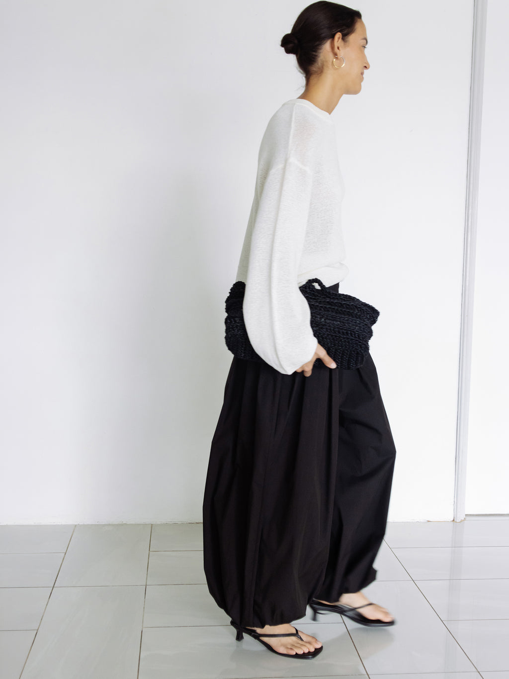Sheer round pullover ivory