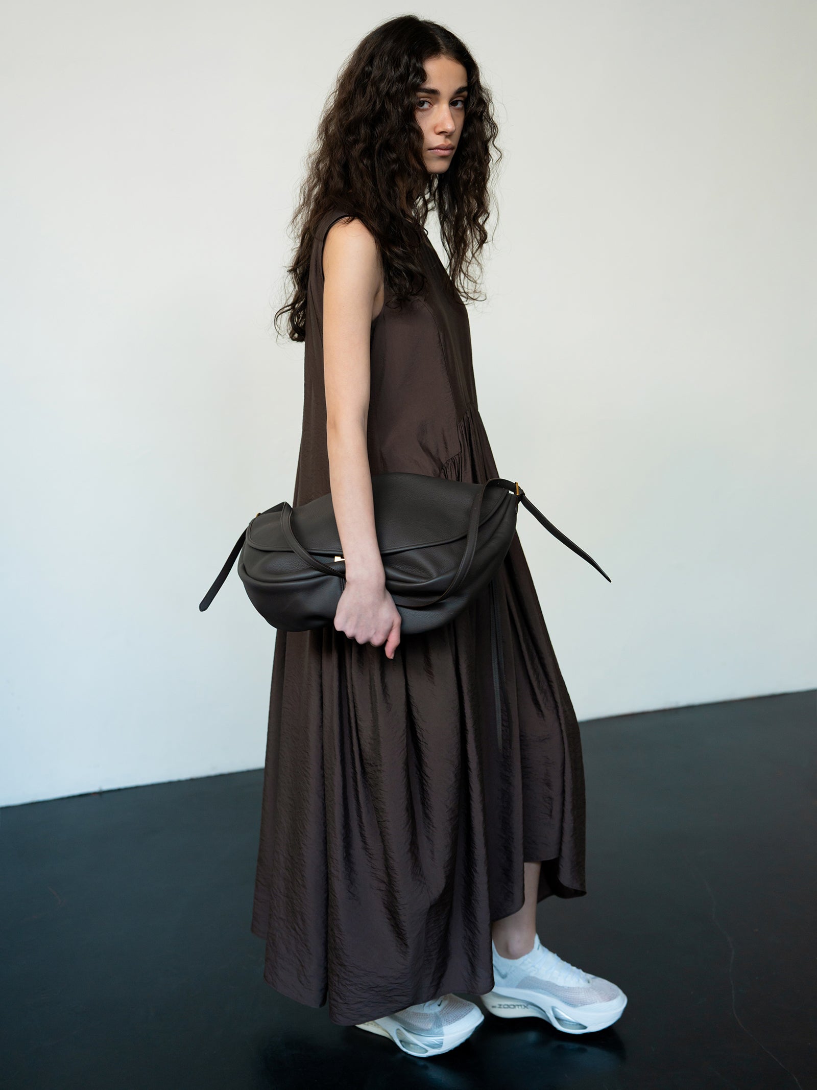 Flowy Shirring One-Piece Dress Brown