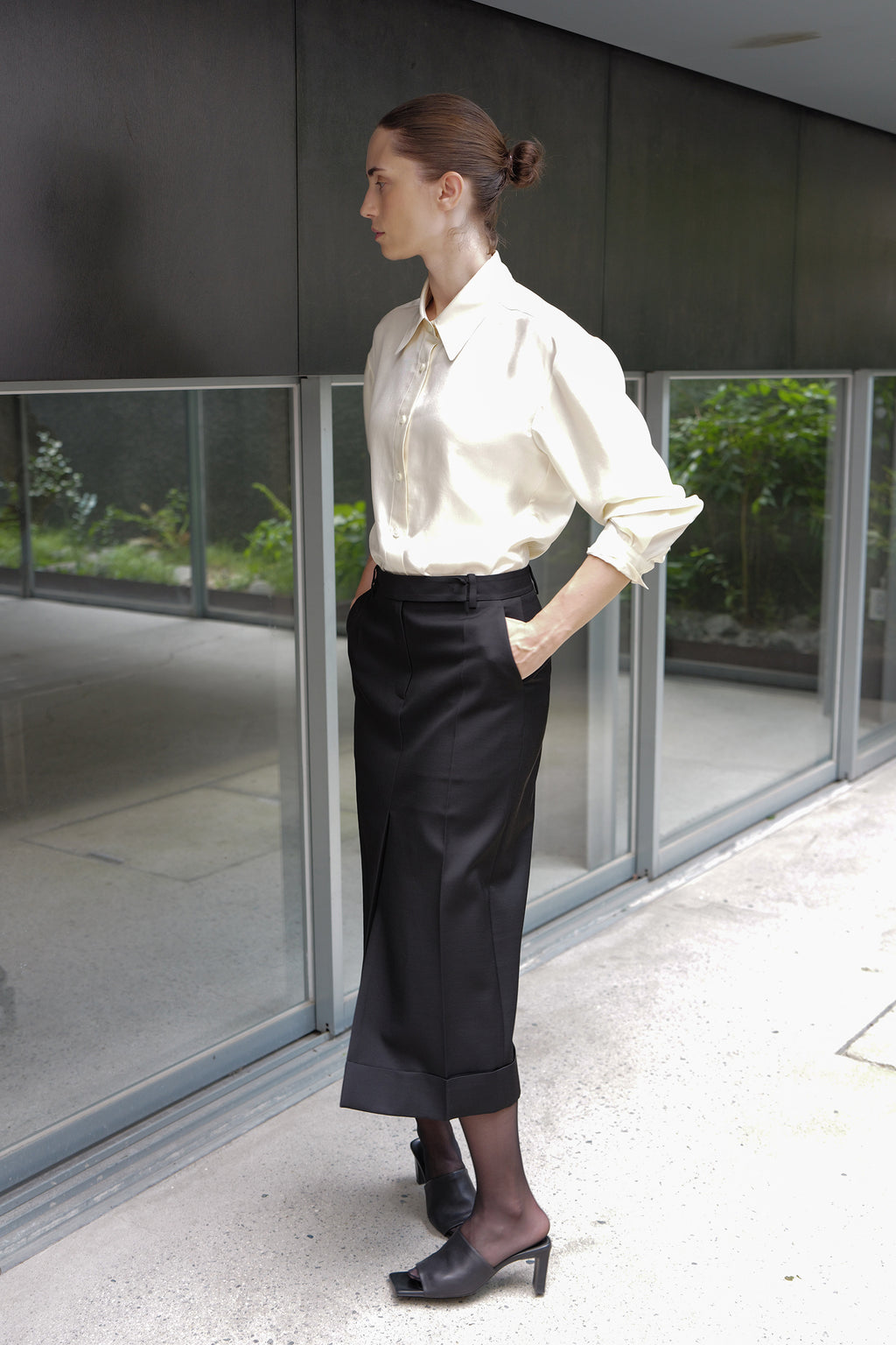 Wool Silk Pencil Skirt Black
