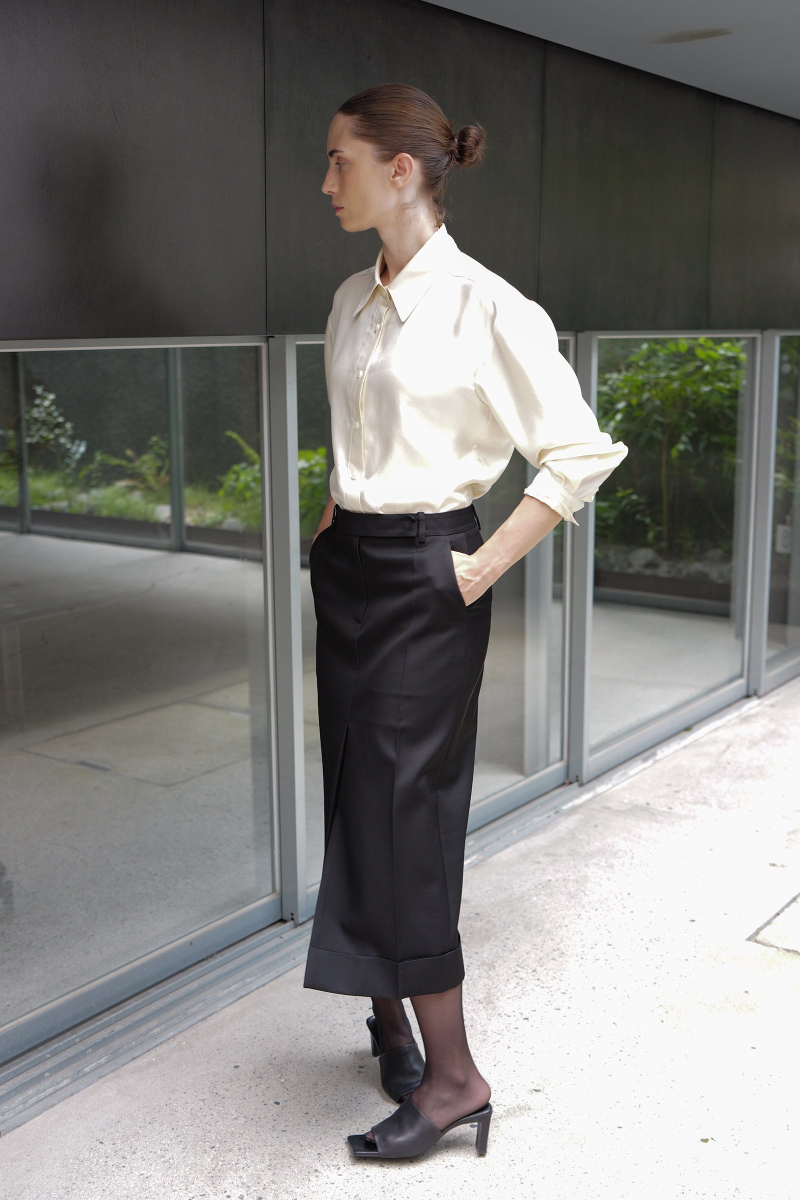 Wool Silk Pencil Skirt Black