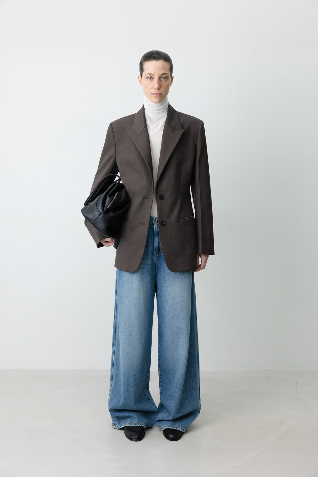 Tailored single jacket