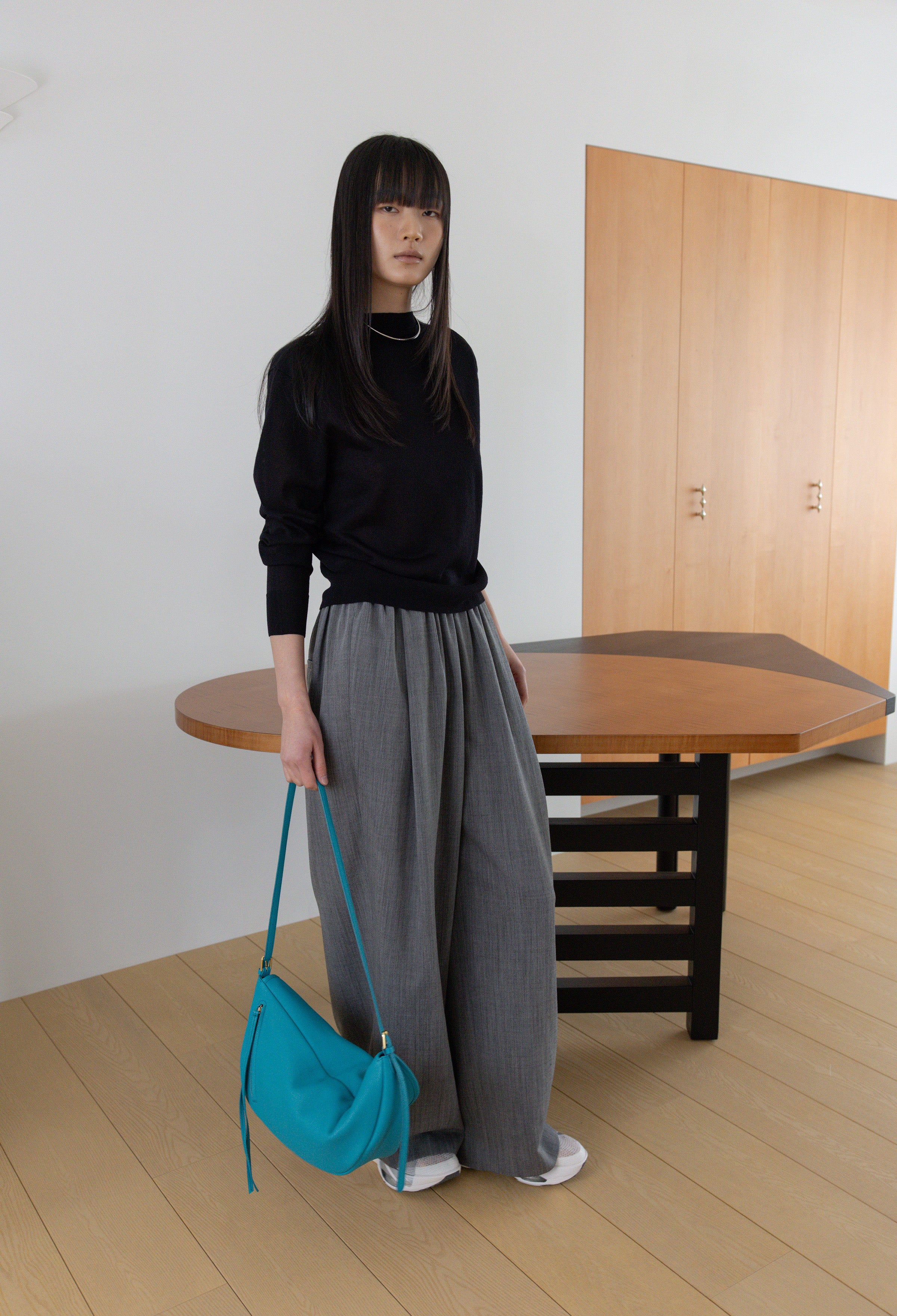 Crescent Bag Medium Togobeeige