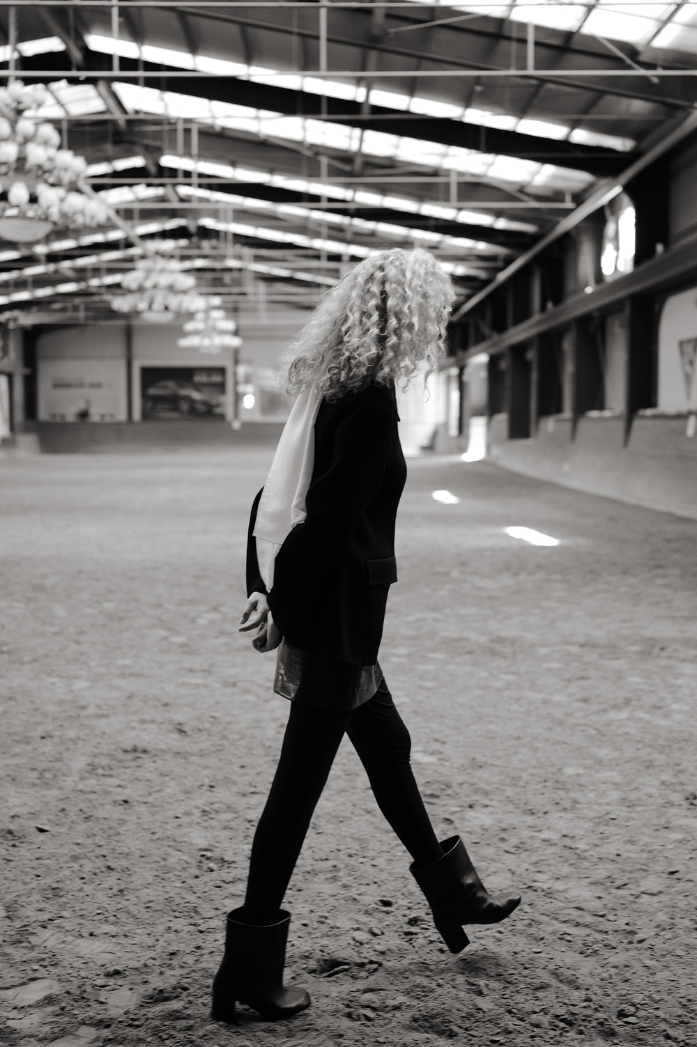 Slender Handmade Coat Black