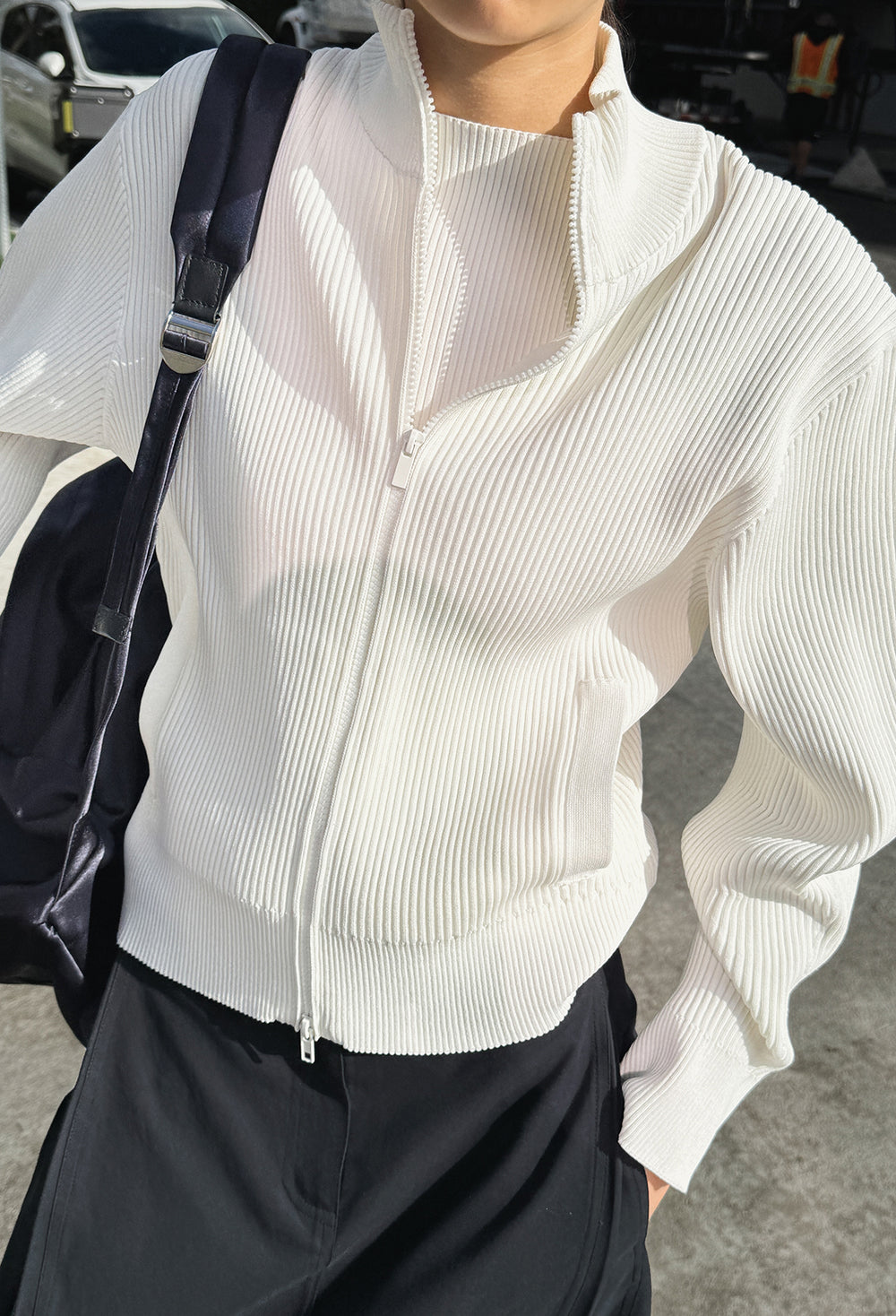 High-density Knit Zip-Up Ivory