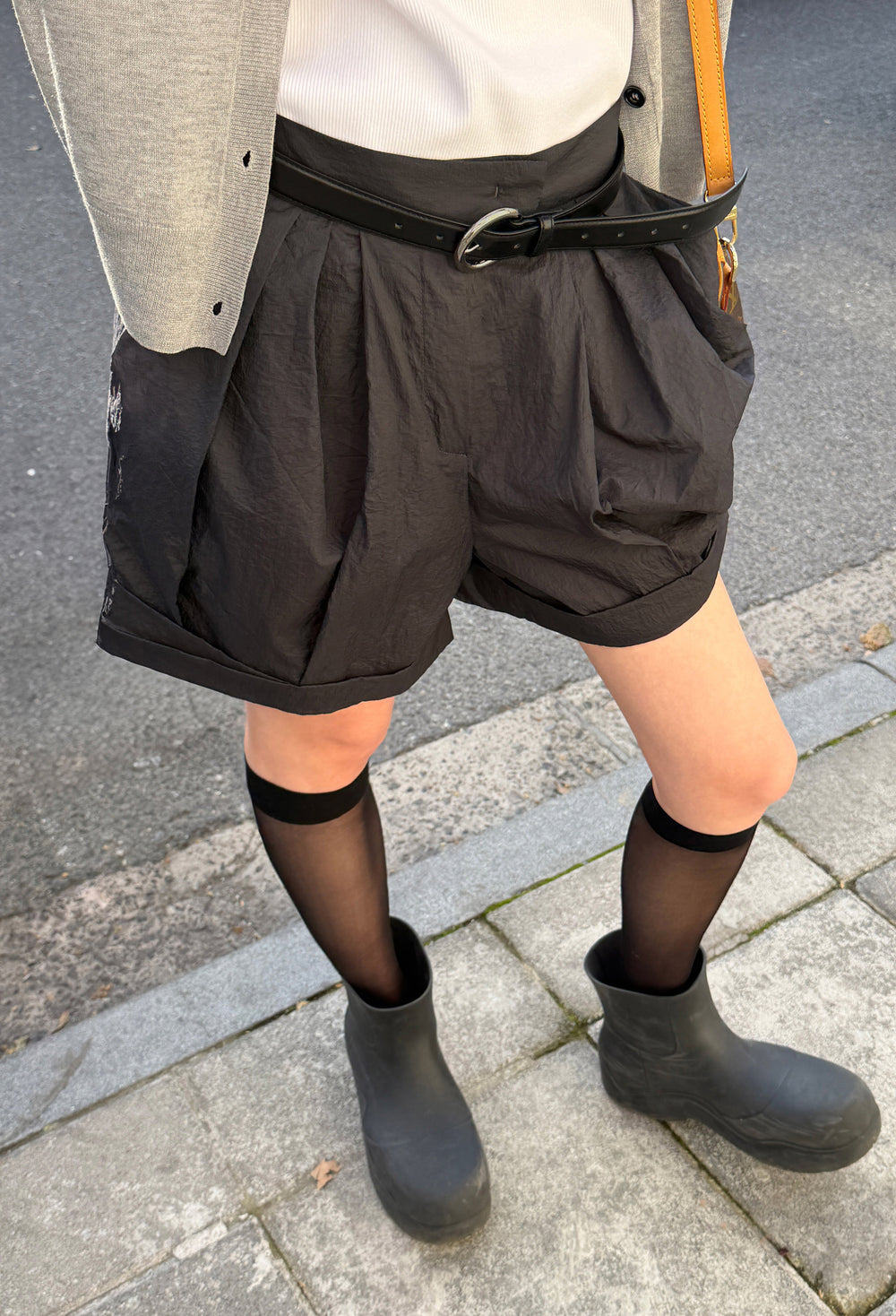 Circle Buckle Belt Black Silver
