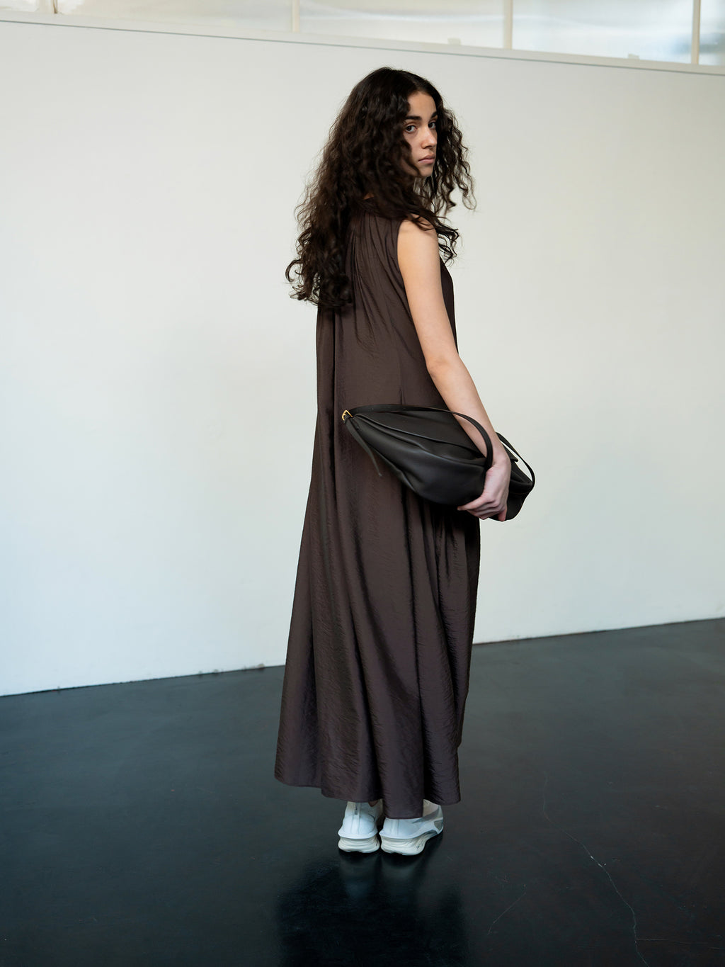 Flowy Shirring One-Piece Dress Brown