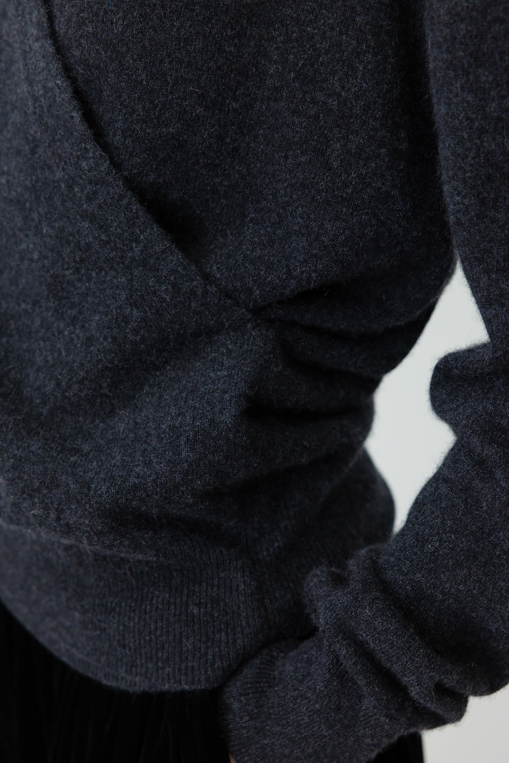 Cashmere 100 Wrap Knit Charcoal