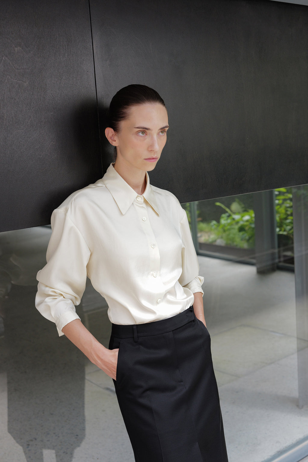 Wool Silk Pencil Skirt Black