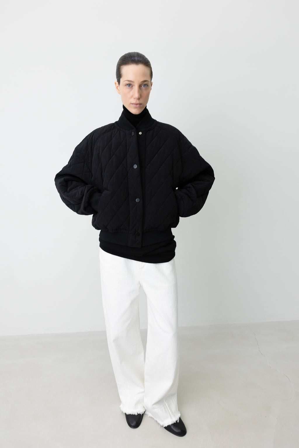 Wool Blend Turtleneck Knit Black