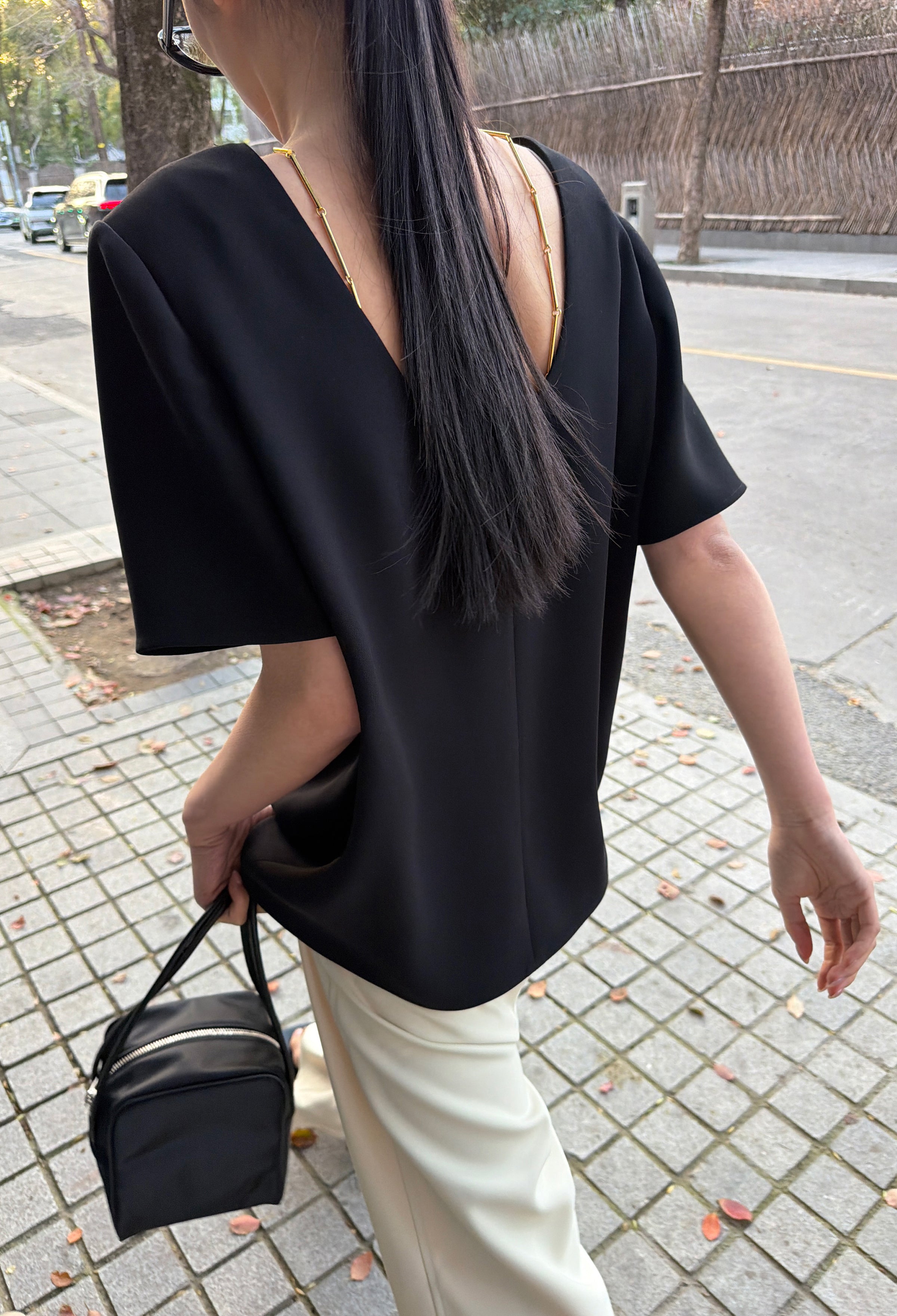 City L Blouse Black – ORR