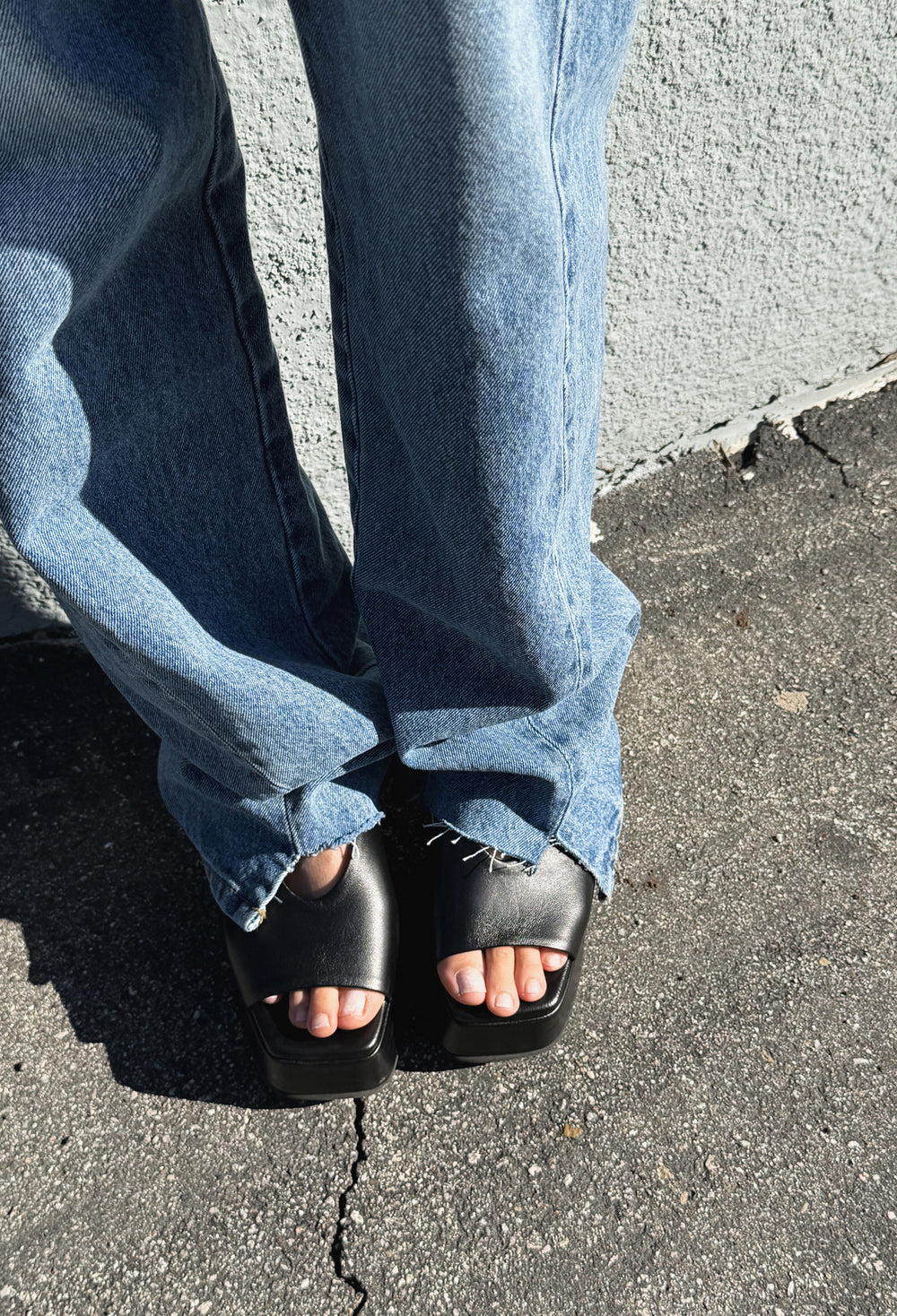 810 Cut Denim Blue