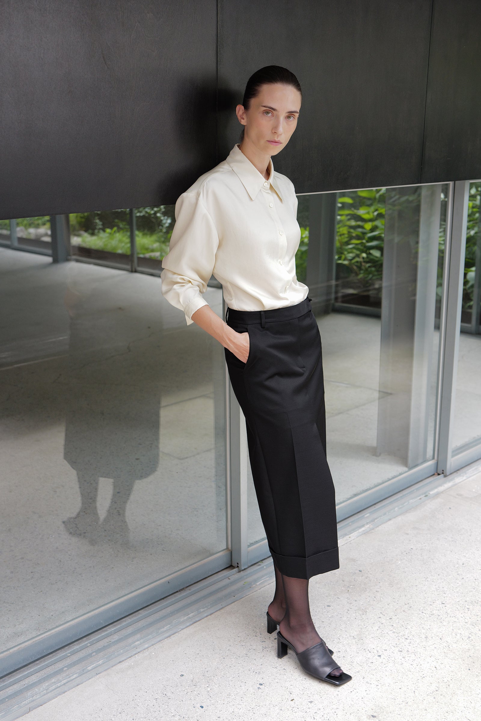 Wool Silk Pencil Skirt Black