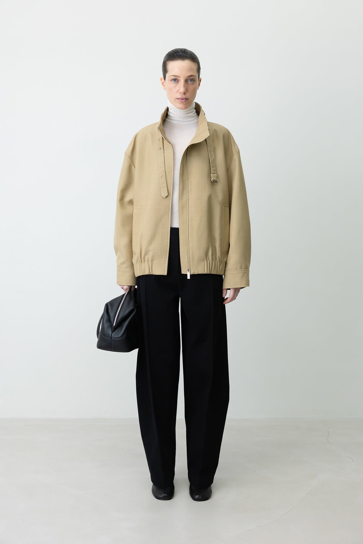 High-Neck Blouson Jumper Beige