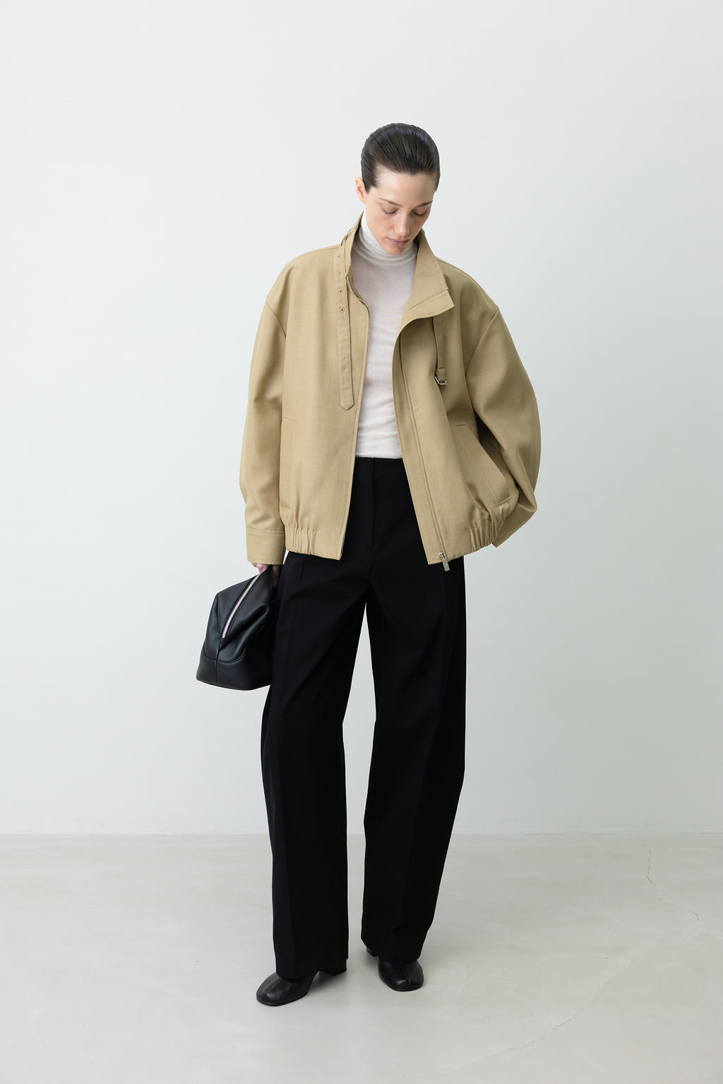 High-Neck Blouson Jumper Beige