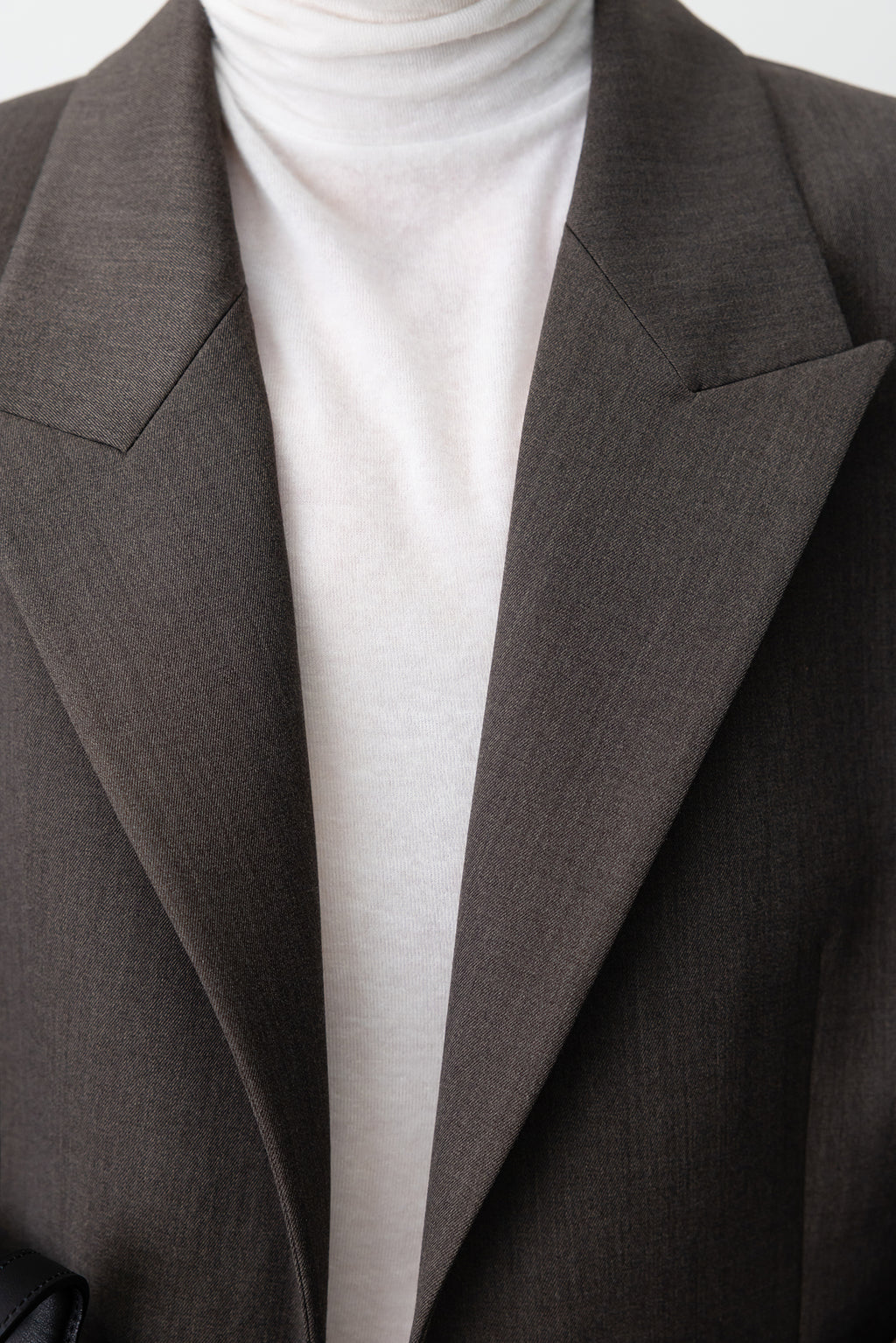 Tailored single jacket