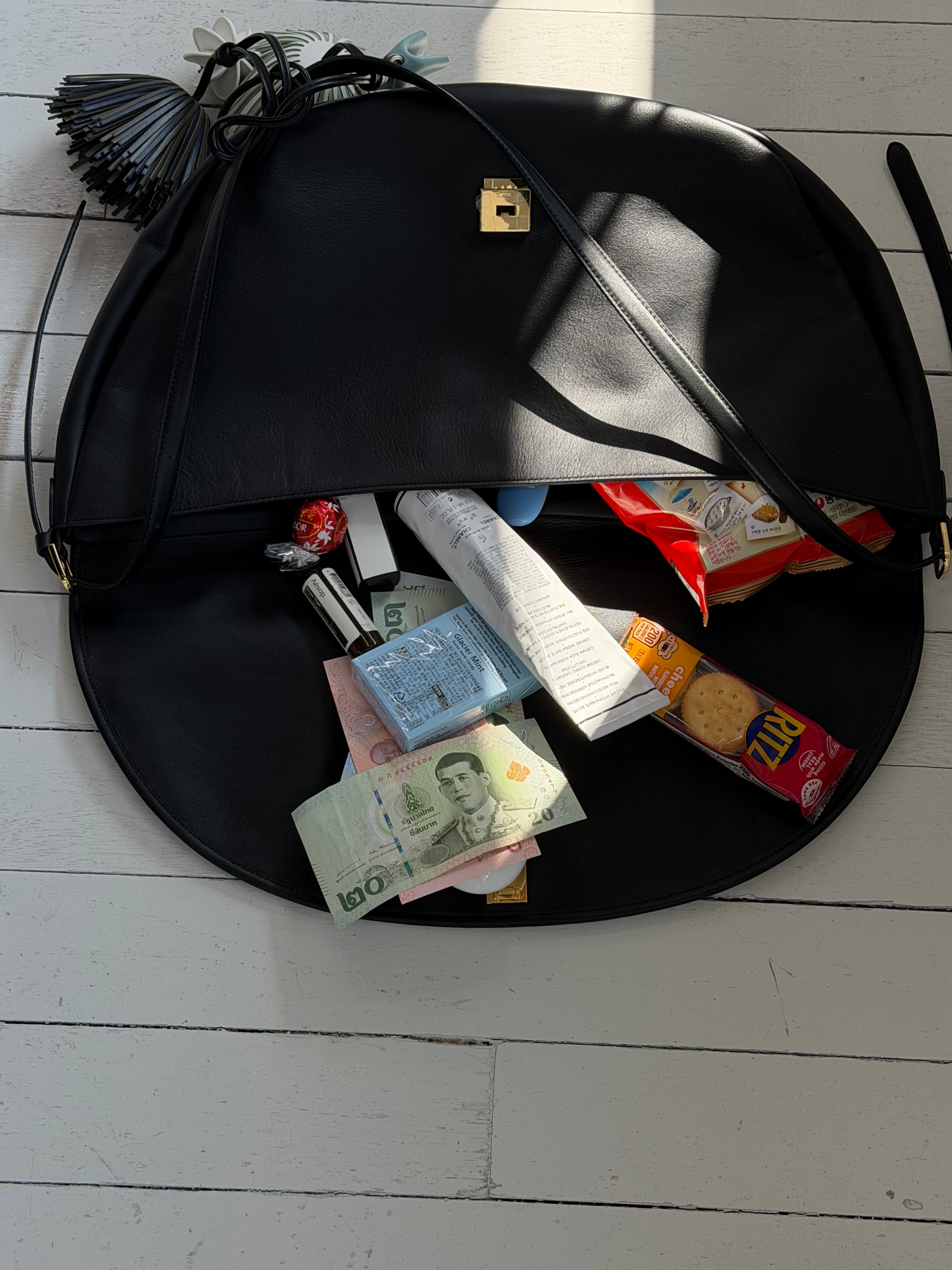 バッグ ORR 26SS Crescent Bag Large Black Crescent Bag Large Black – ORR