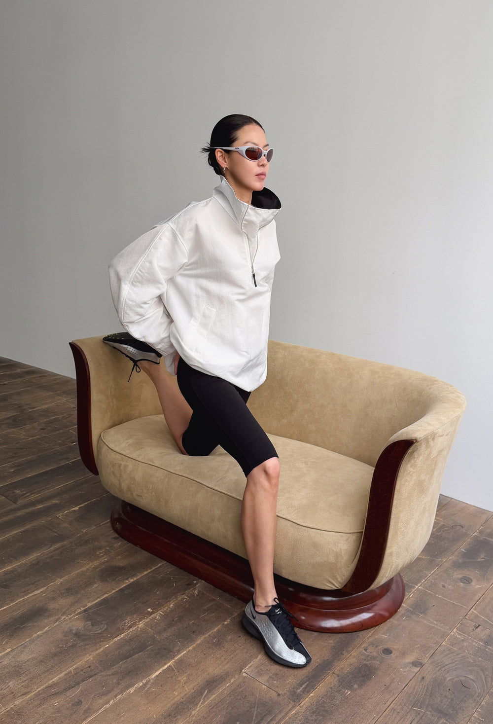 Dual-tone half-zip