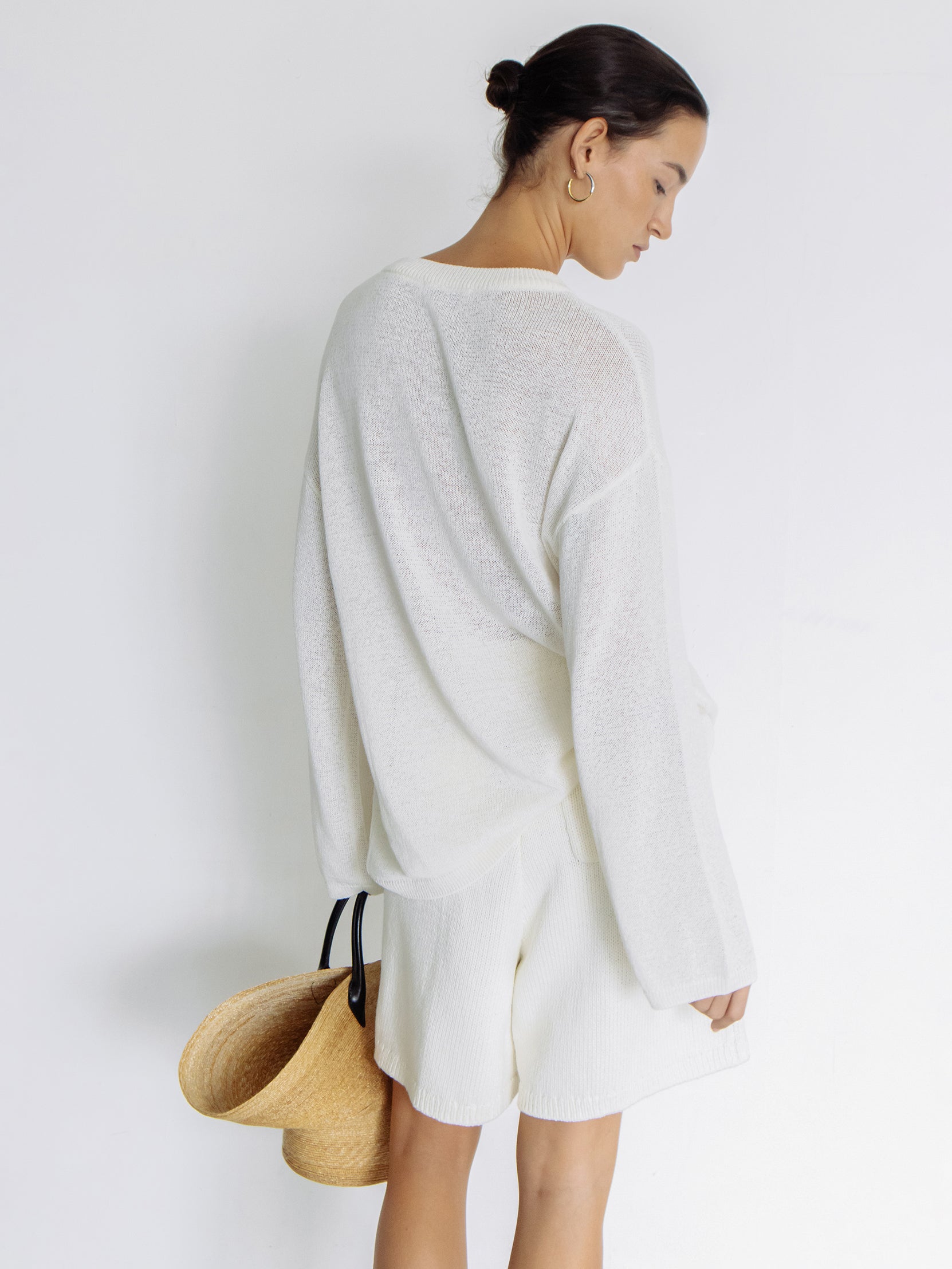 Sheer round pullover ivory