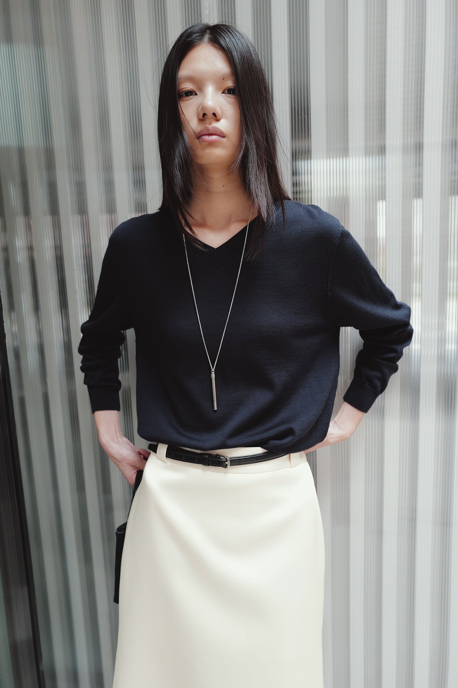 Washable 100% Wool V-neck Pullover Navy