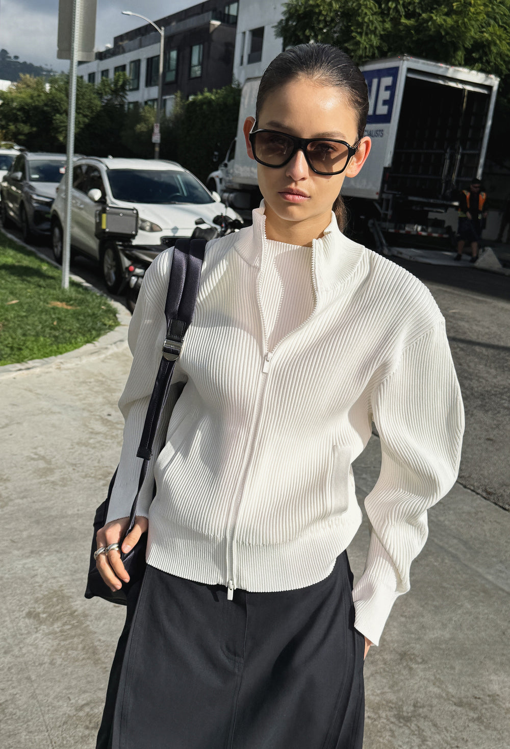High-density Knit Zip-Up Ivory