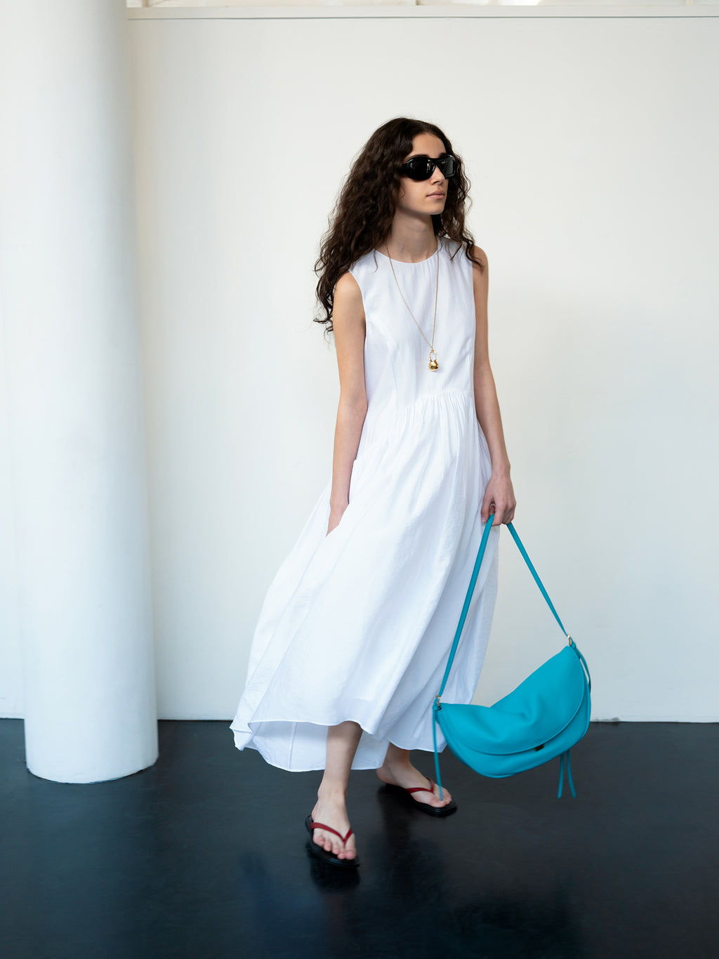 Crescent Bag Medium Togobeeige