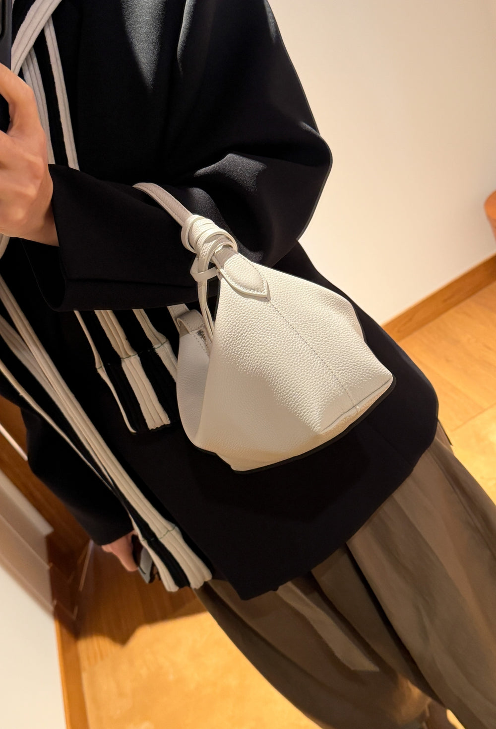 Arc Bag Small Ivory