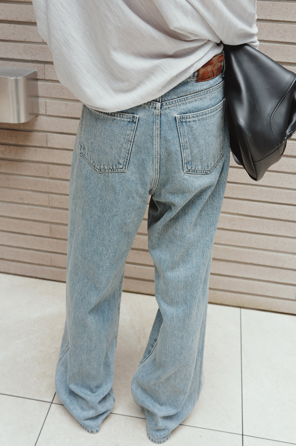 940 Pintuck Denim