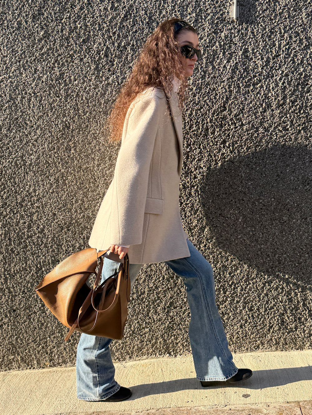 Hourglass Silhouette Coat Ecru