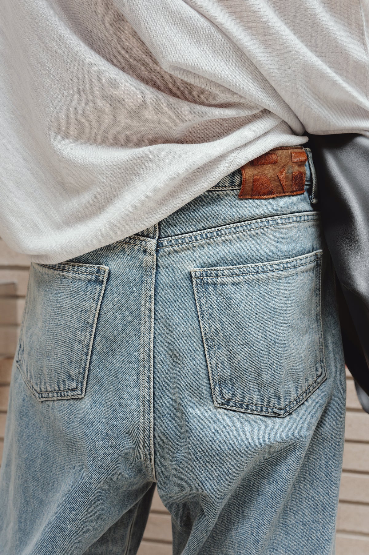 940 Pintuck Denim