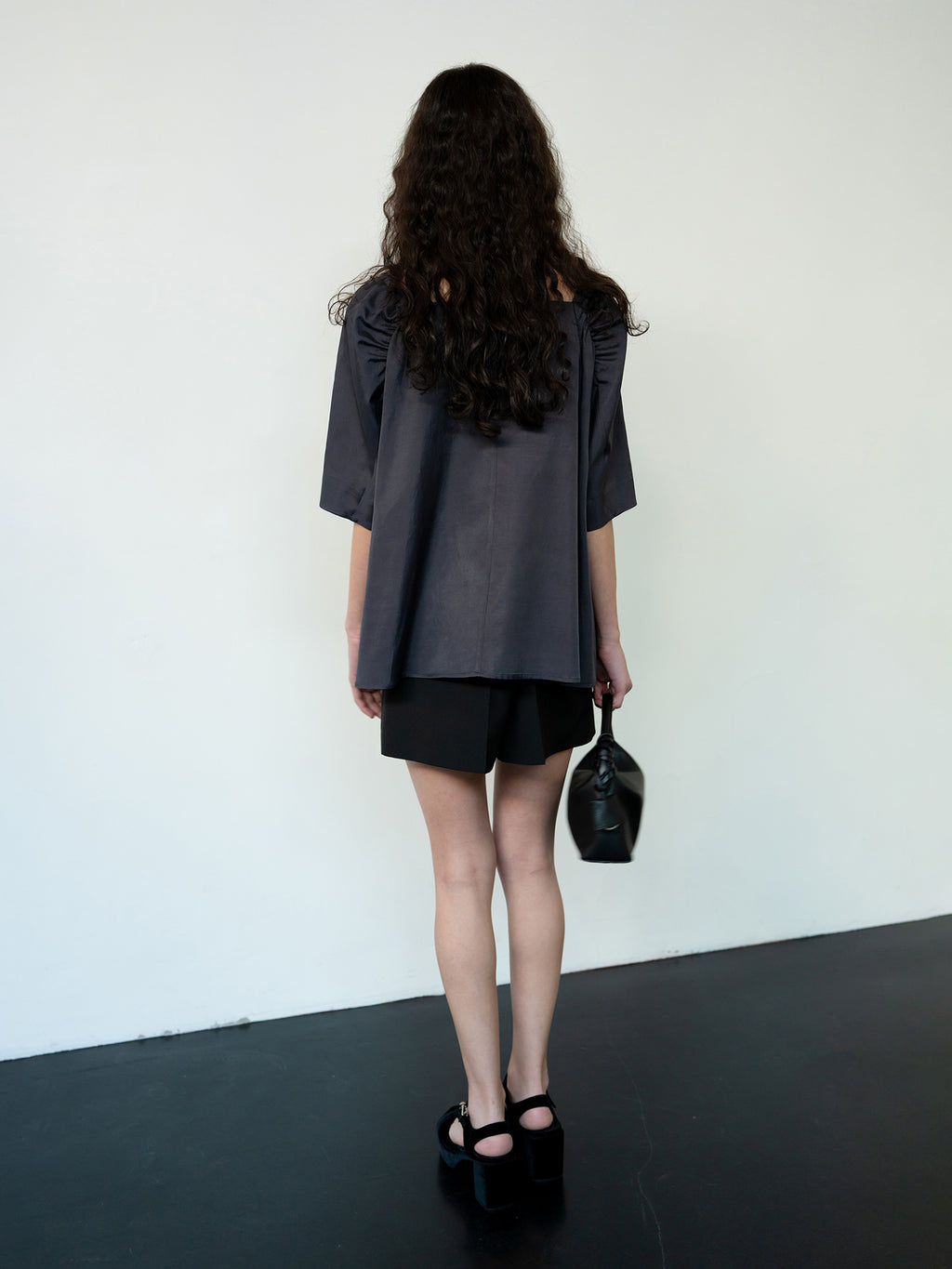 Clear Wool Shorts Black