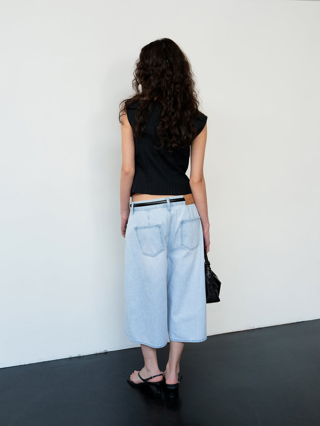 Sleek Buckle Belt Black Silver