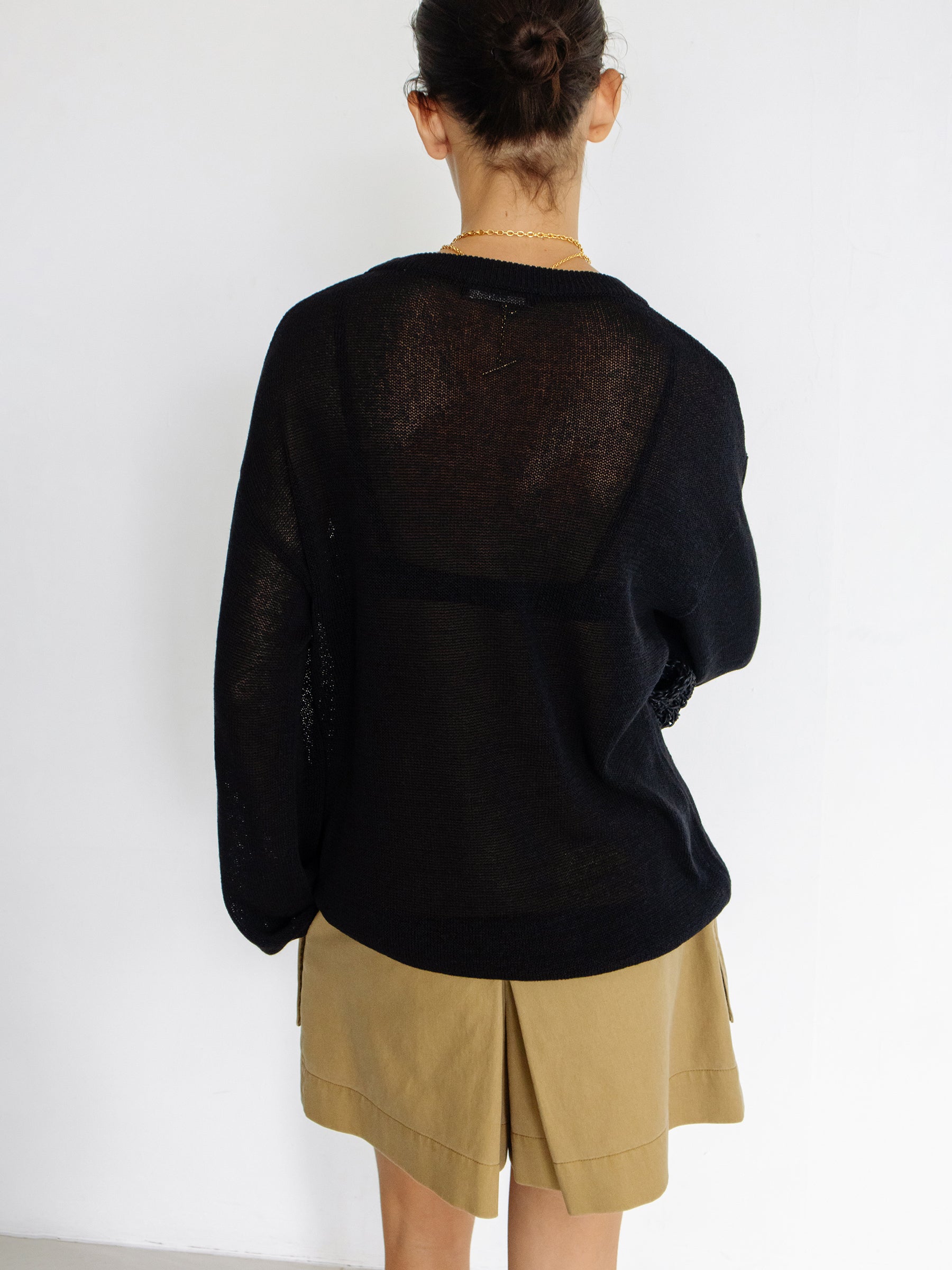 Sheer Round Pullover Black