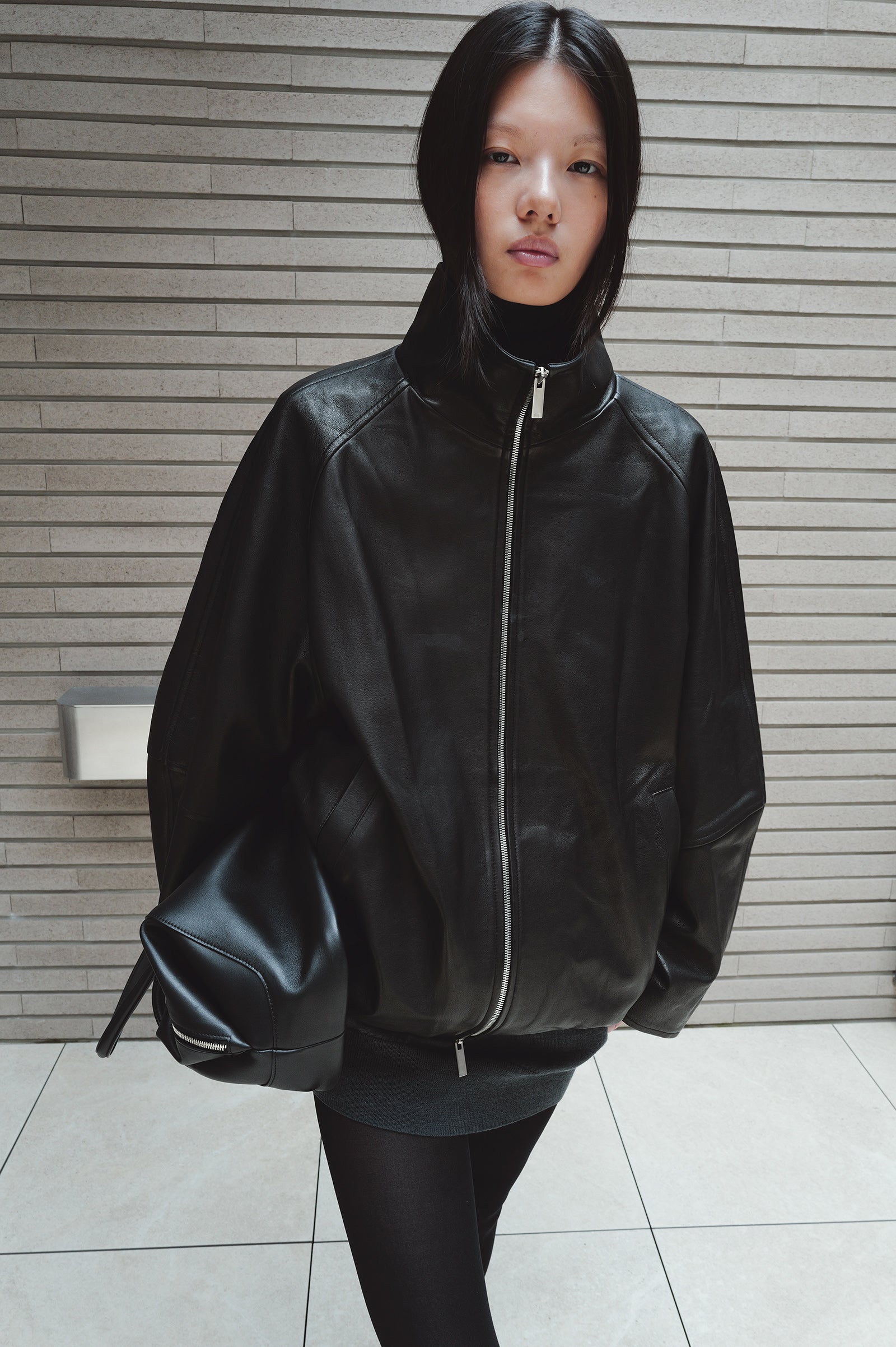 Real Lamb Minimal Jumper Black