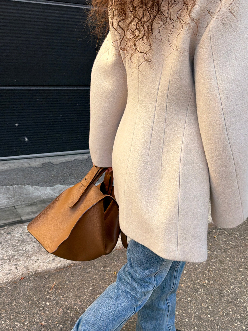 Hourglass Silhouette Coat Ecru