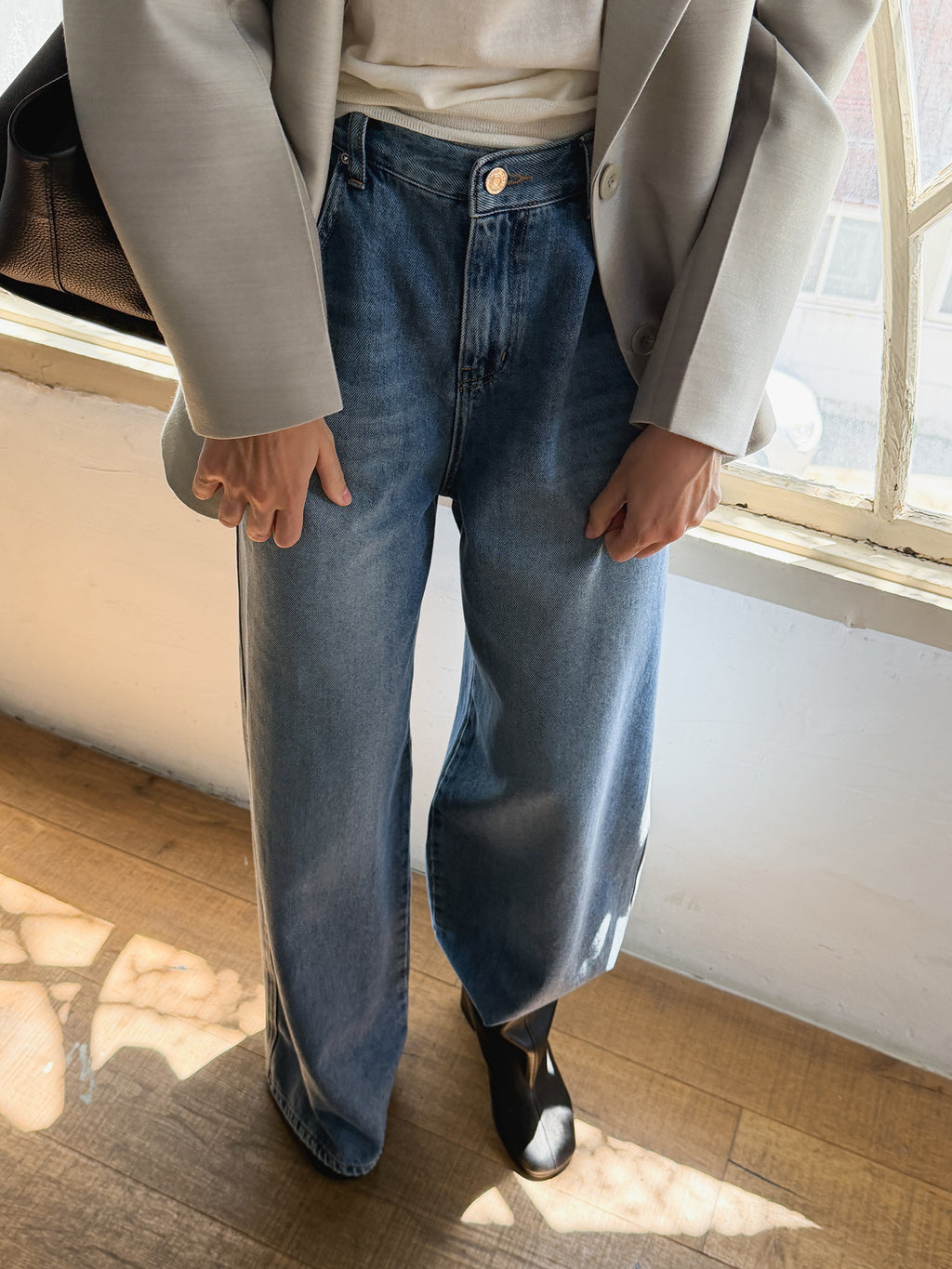 590 Wide Denim