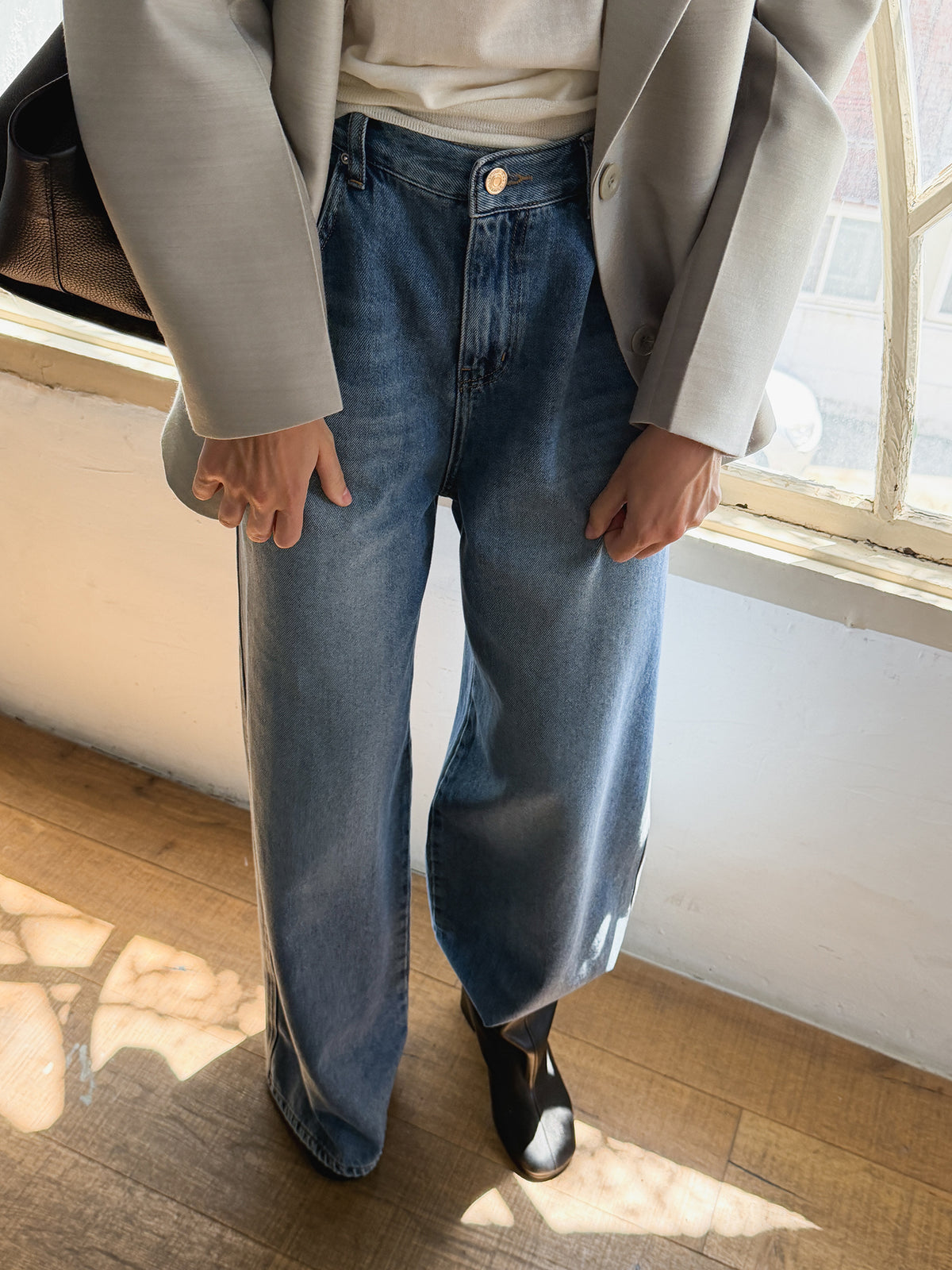 590 Wide Denim