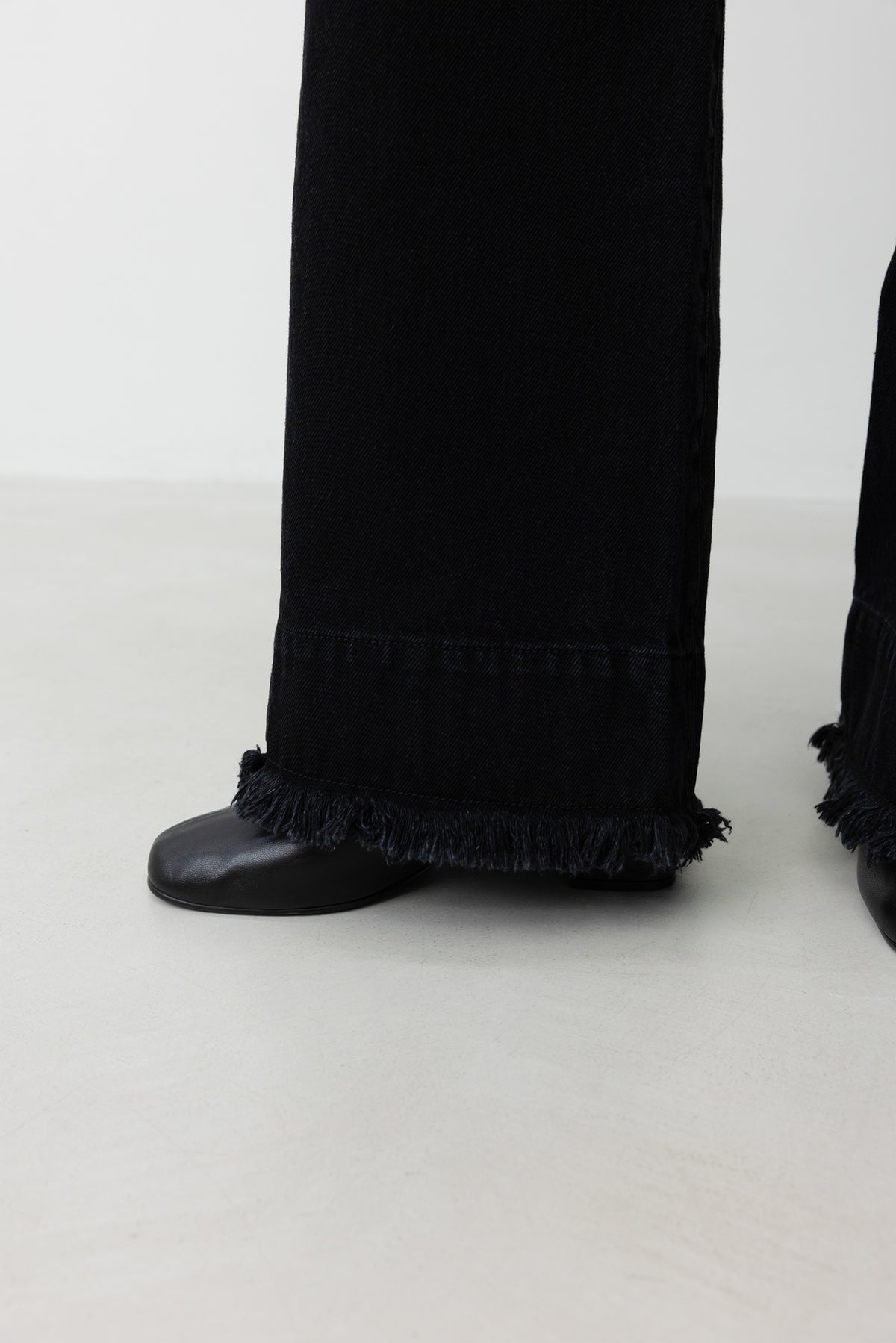 915 Fringe Denim Black