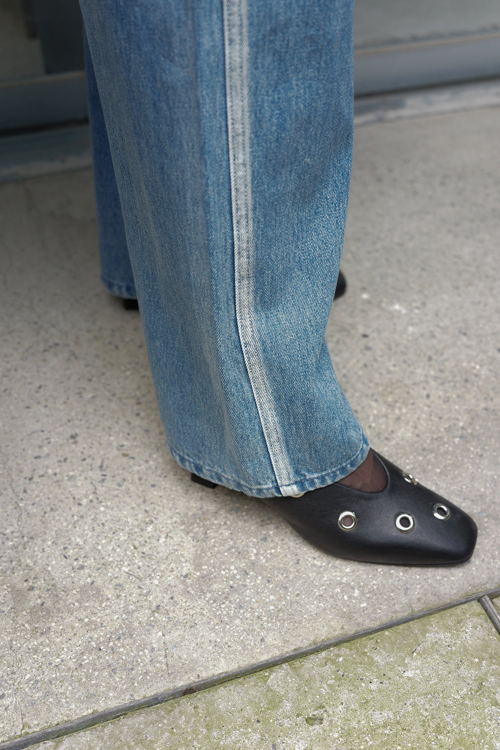 Eyelet Pumps
