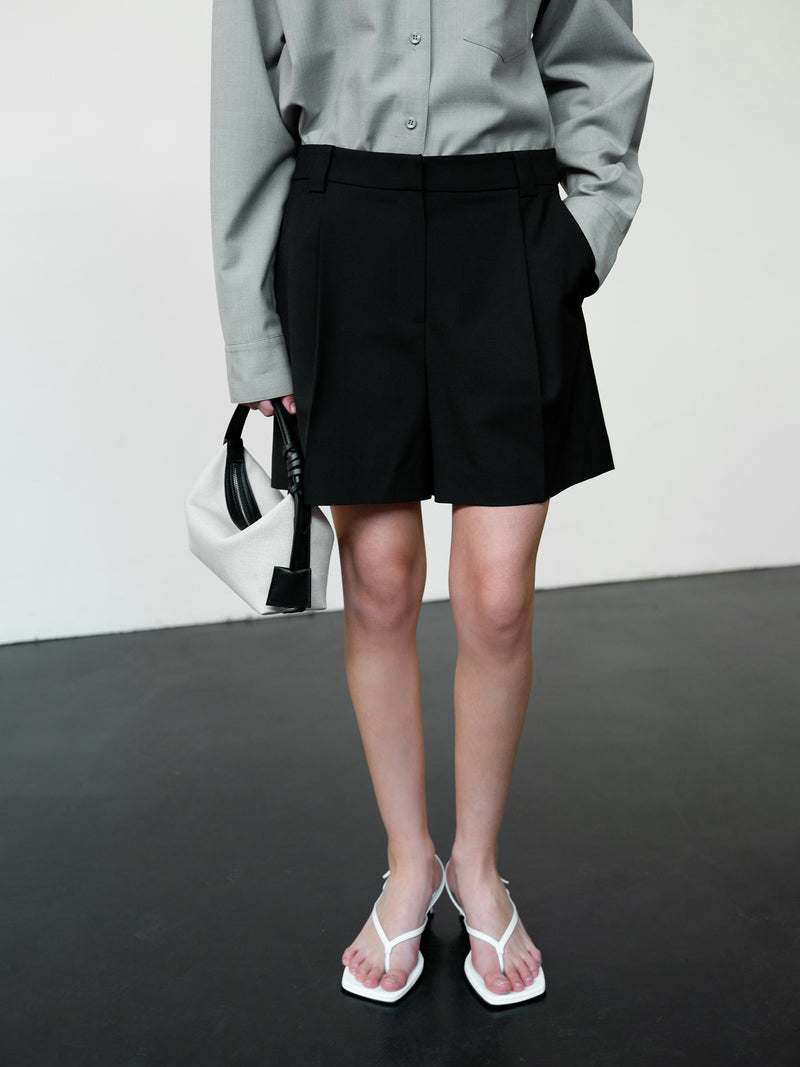 Clear Wool Shorts Black