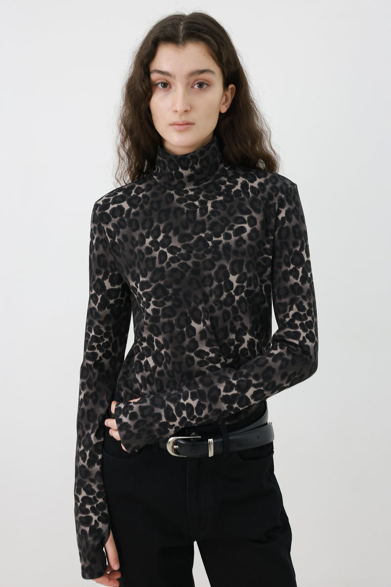 Leopard turtleneck T-shirt