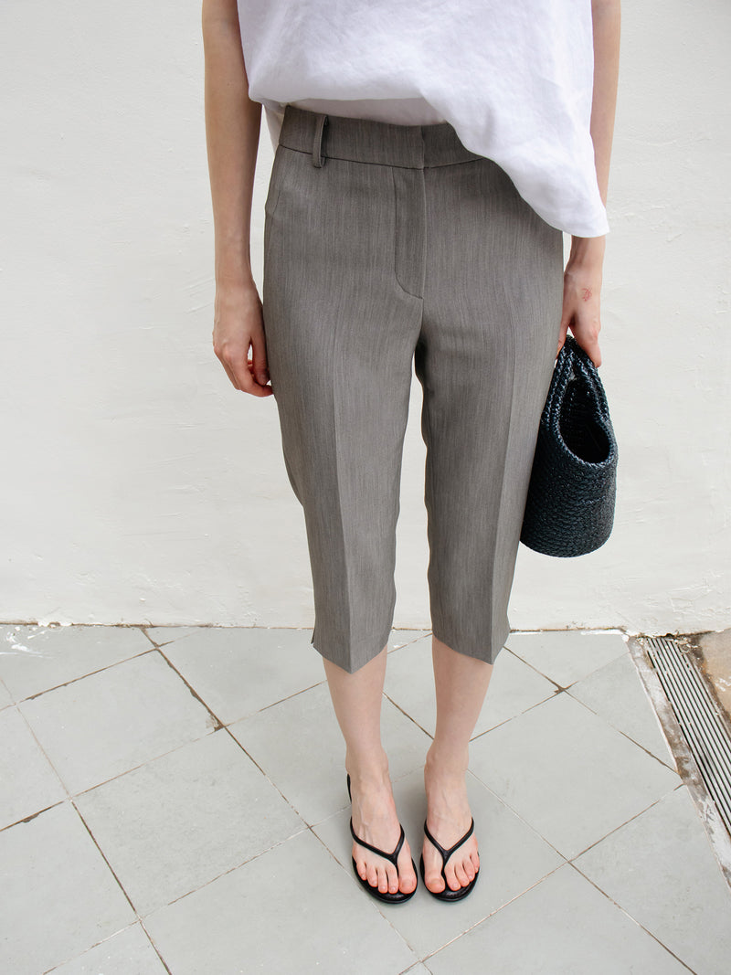 Capri Slit Pants Gray