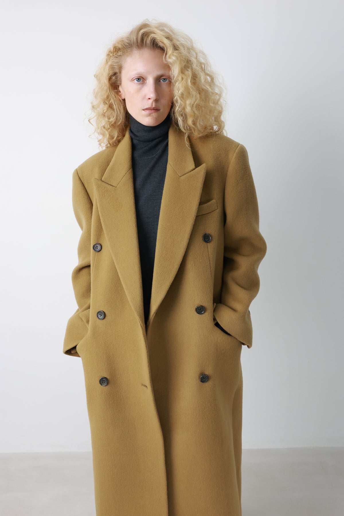 Double Tailored Long Coat Camel