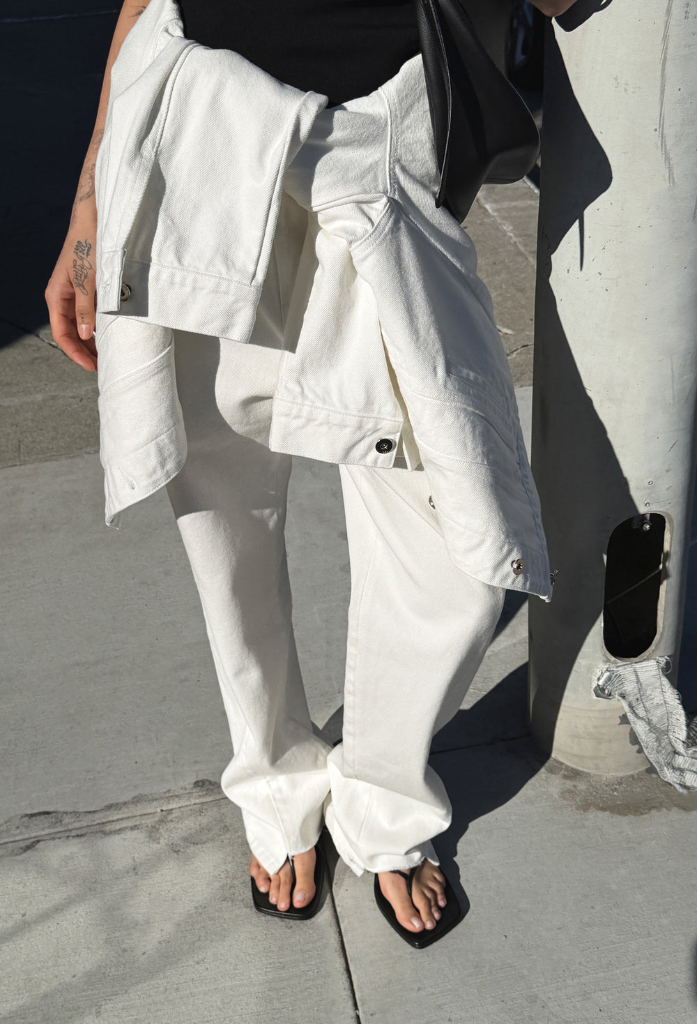 810 Cut-Off Denim Ivory