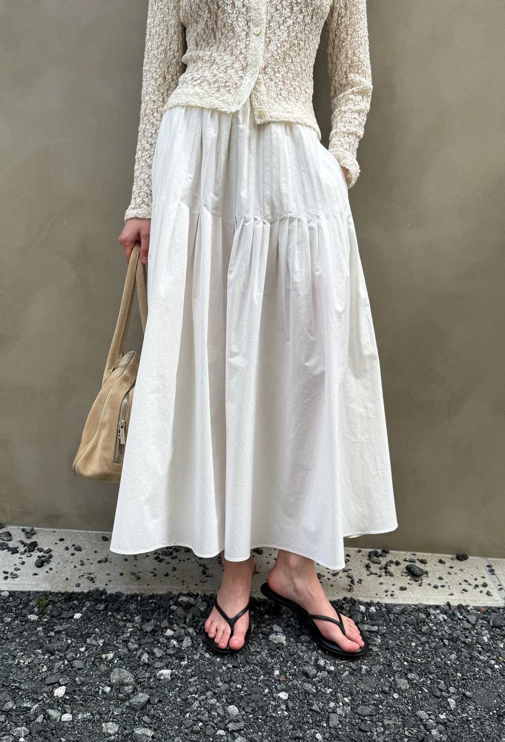 Pintuck full skirt white