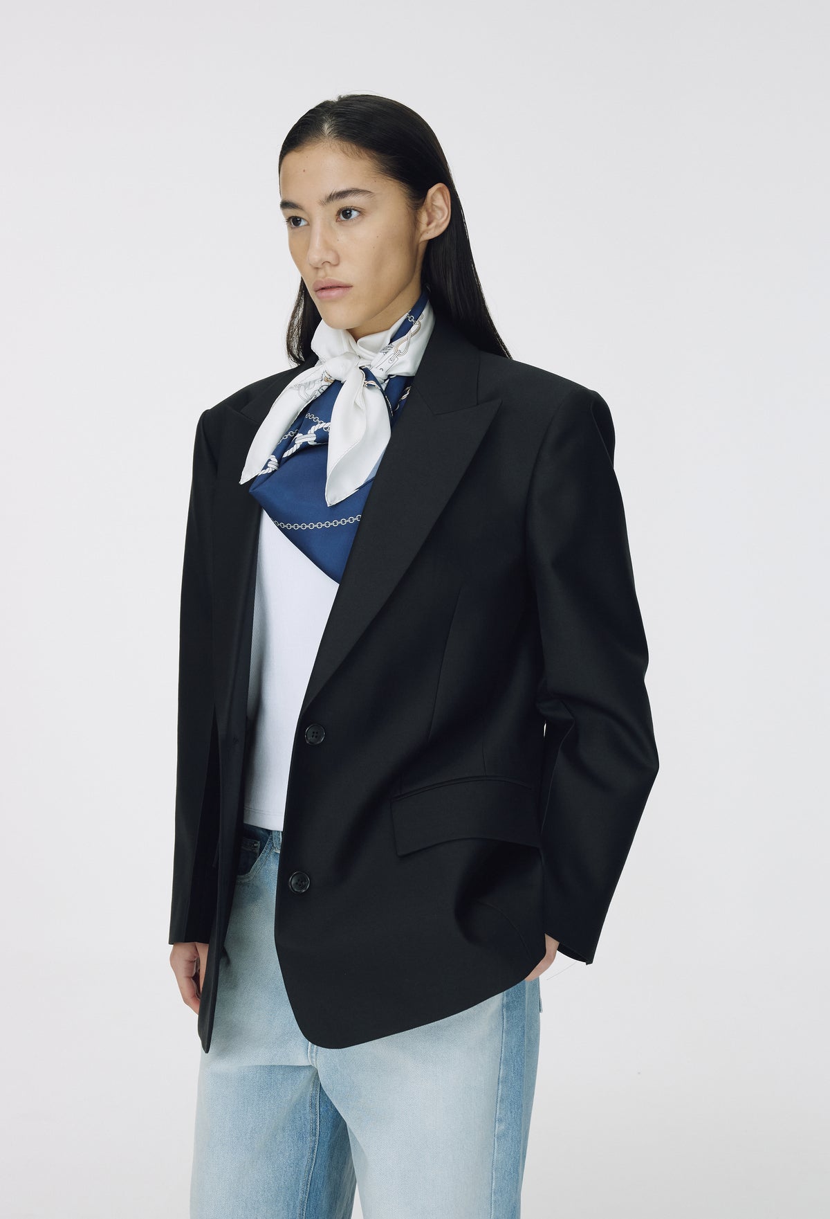 울 테일러드 블레이저 블랙