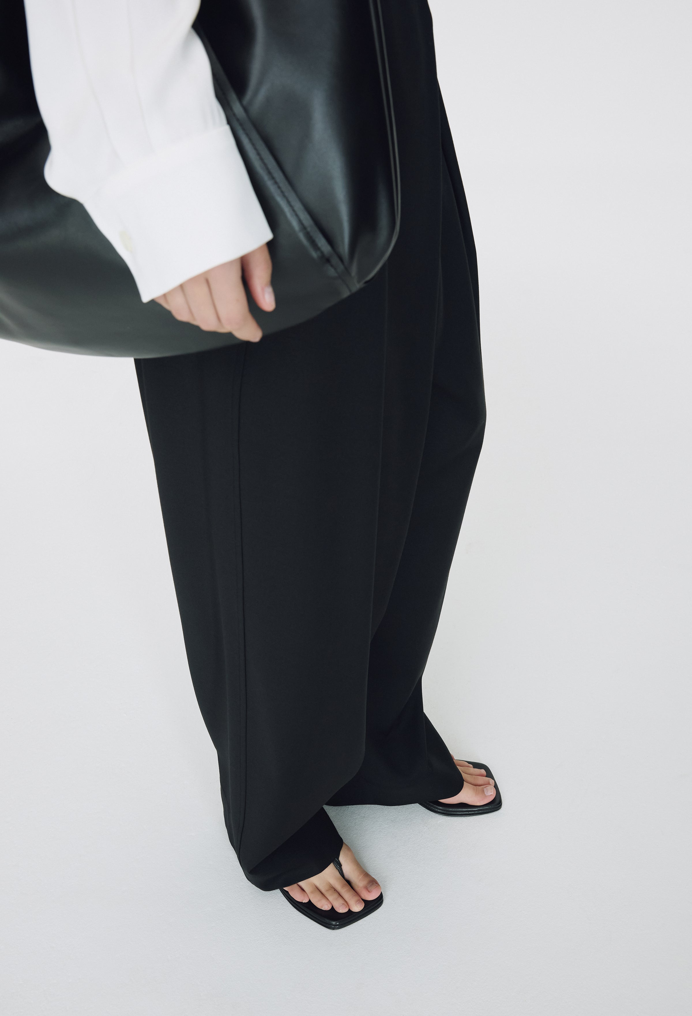 Wool Wrap Trousers Black